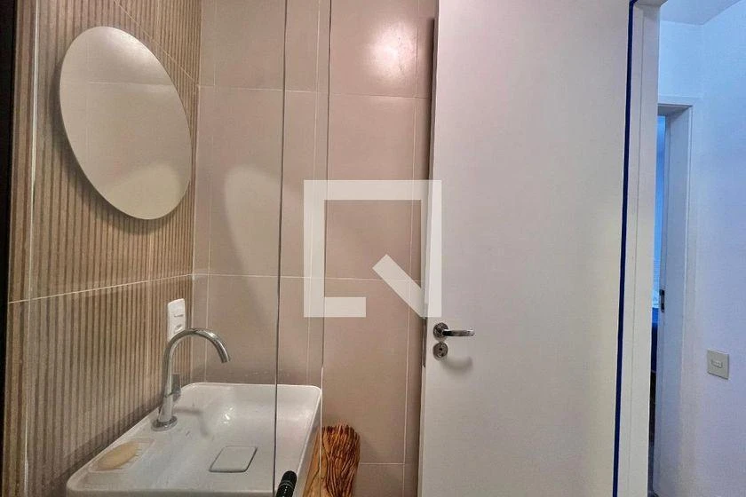 Apartamento mobiliado de 60 m² com 2 quartos e 2 banheiros — photo 28