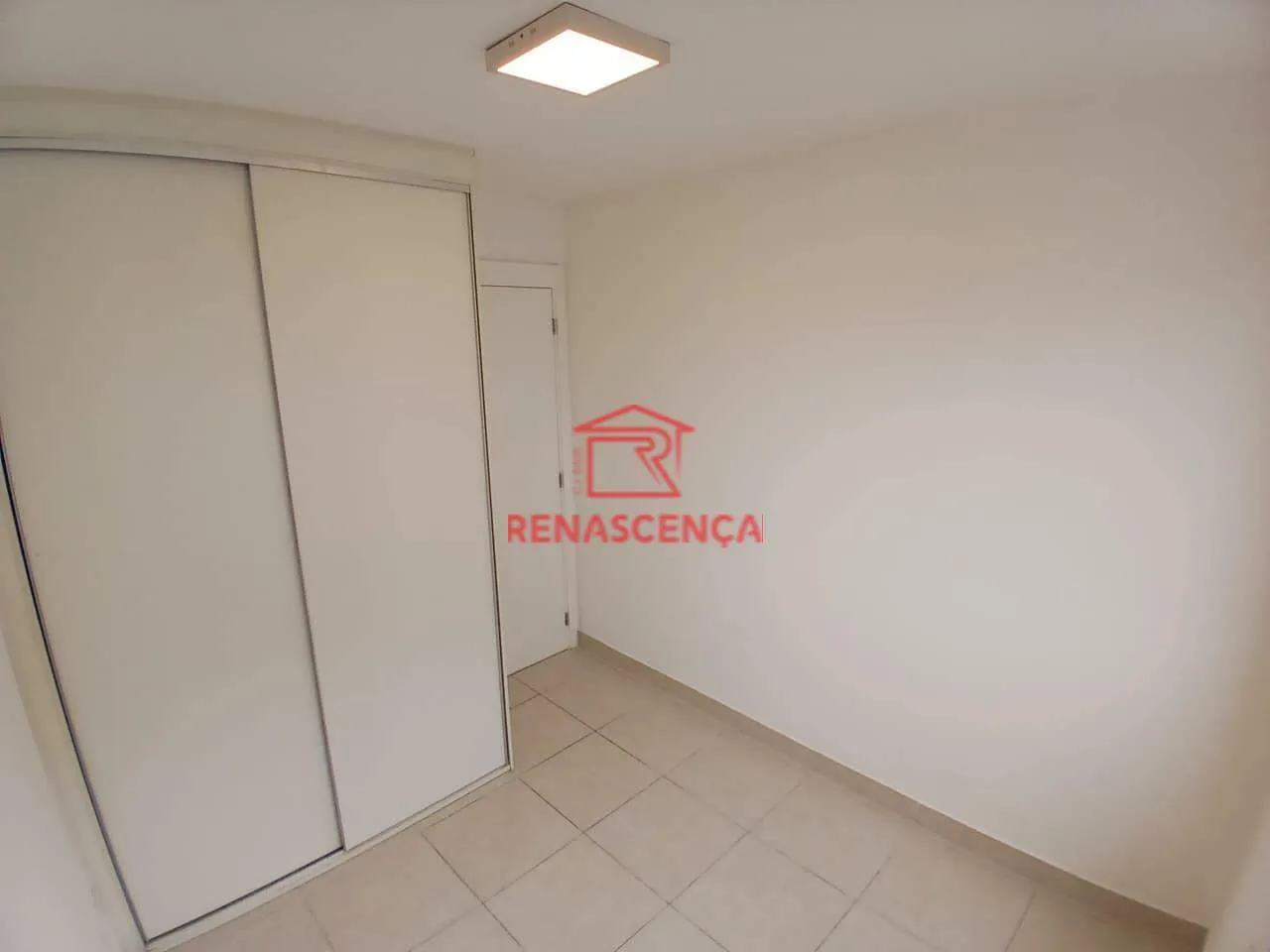 Apartamento de 2 quartos em condomínio com academia — photo 10