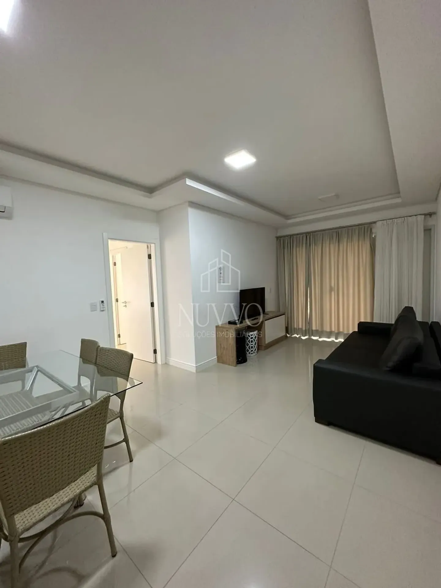 Меблированная квартира с 3 спальнями-сюитами 131 м²