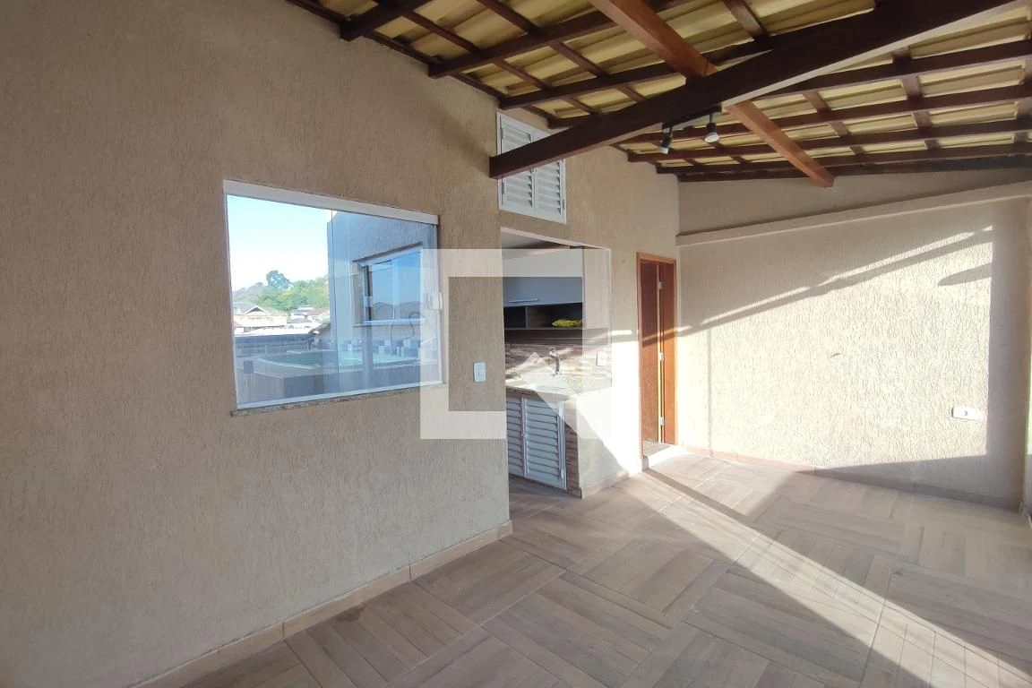 Unfurnished house with 3 bedrooms and 4 bathrooms — photo 16