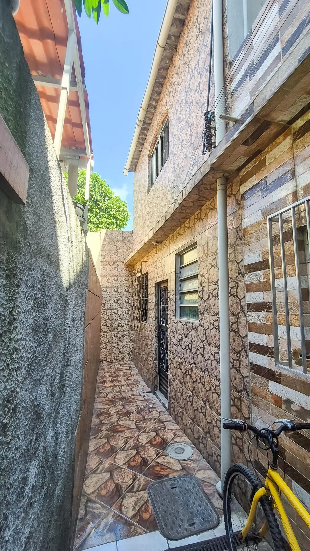 House with 2 bedrooms and a washing machine — photo 22