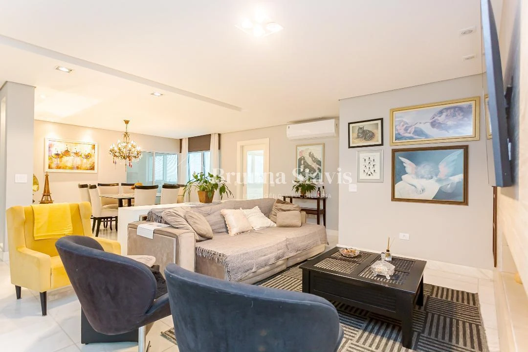Furnished apartment of 379 m² with 3 en-suite suites — photo 24