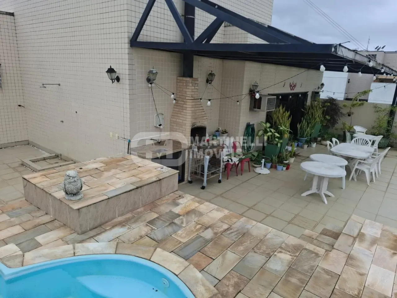 Furnished 3-bedroom apartment with a terrace — photo 15