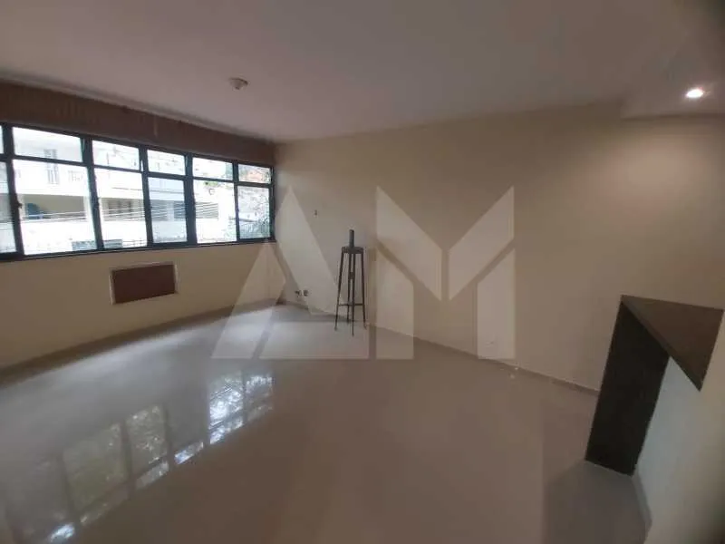 Apartment, 100 m², with a bathtub