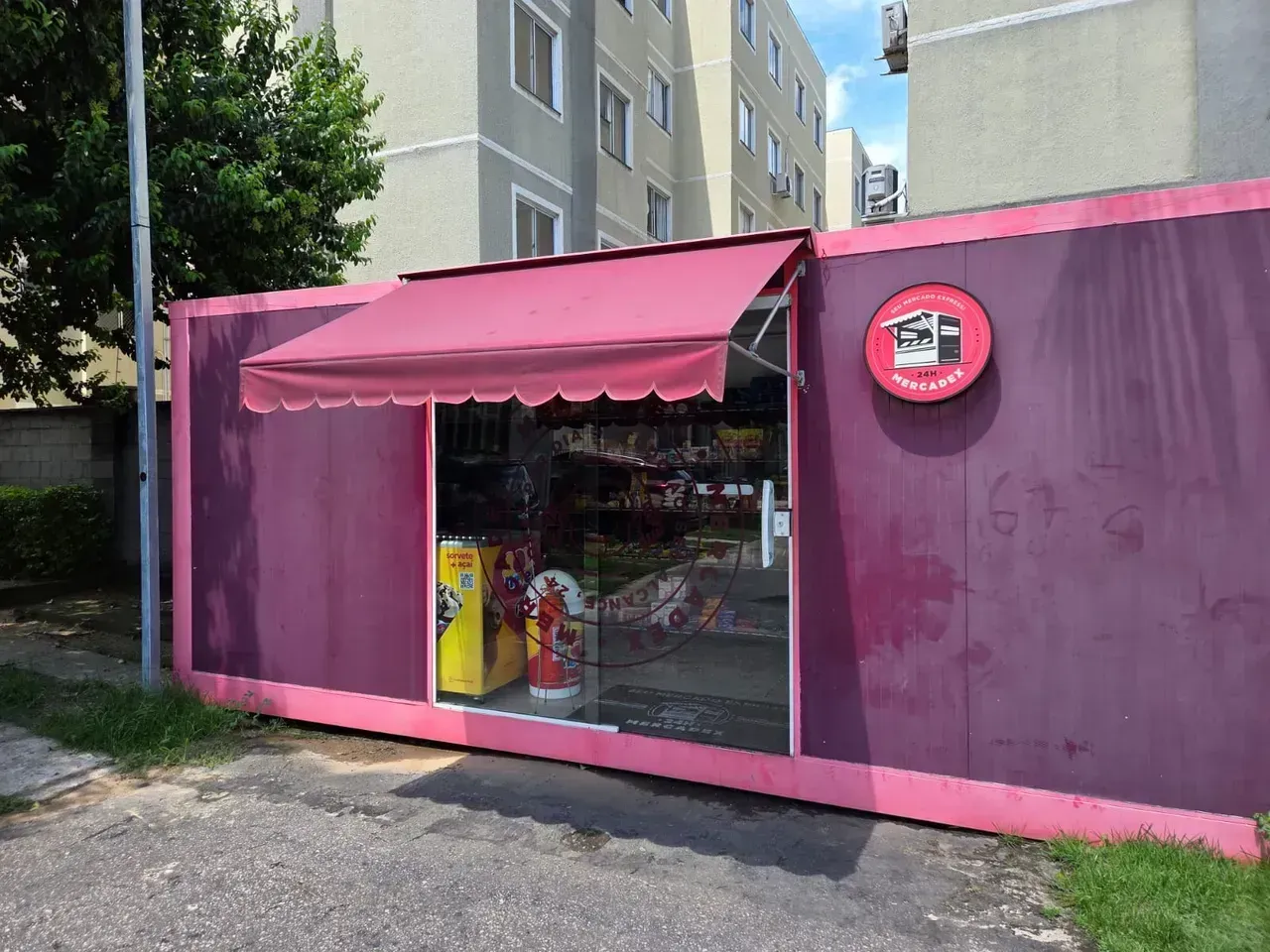 Apartamento de 2 quartos com piscina ao ar livre no prédio — photo 25