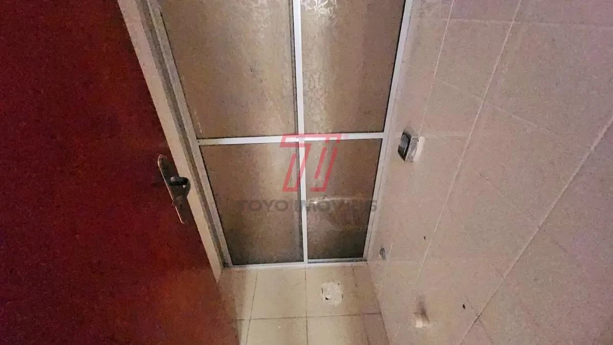 3-bedroom apartment with a bathtub in Curitiba — photo 35
