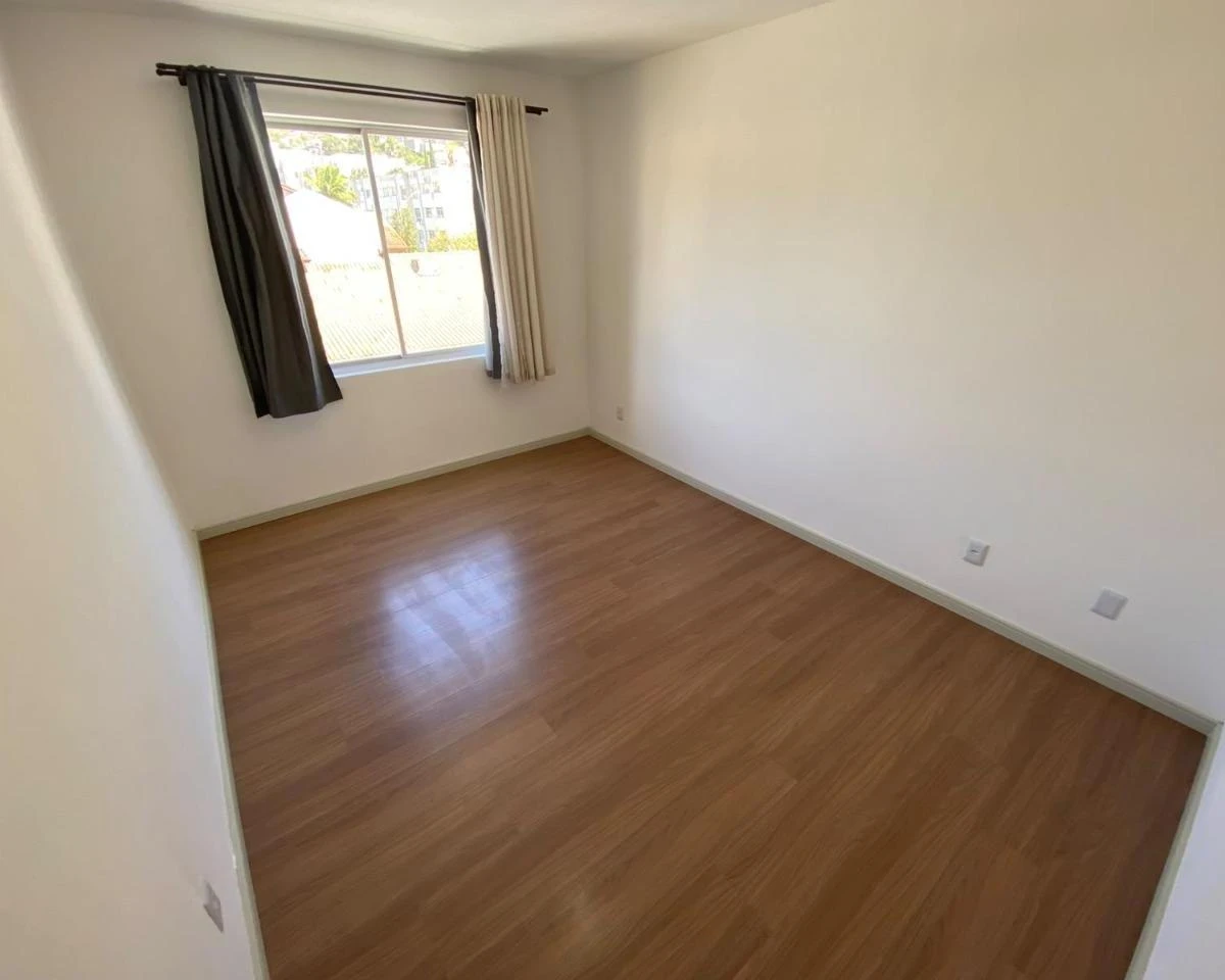 Apartamento de 96 m² con 3 dormitorios y cocina a gas — photo 14