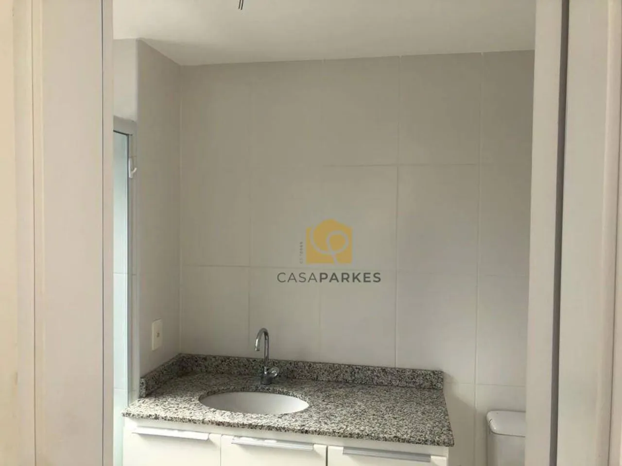 Unfurnished apartment with 3 bedrooms and balcony grill — photo 18