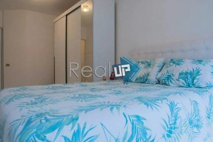 87 m² apartment with 2 bedrooms and a balcony — photo 4