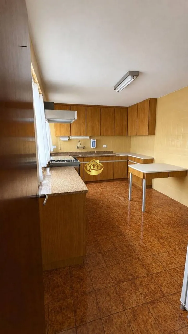 Квартира 194 м² з 2 спальнями та 1 ванною при спальні — photo 12