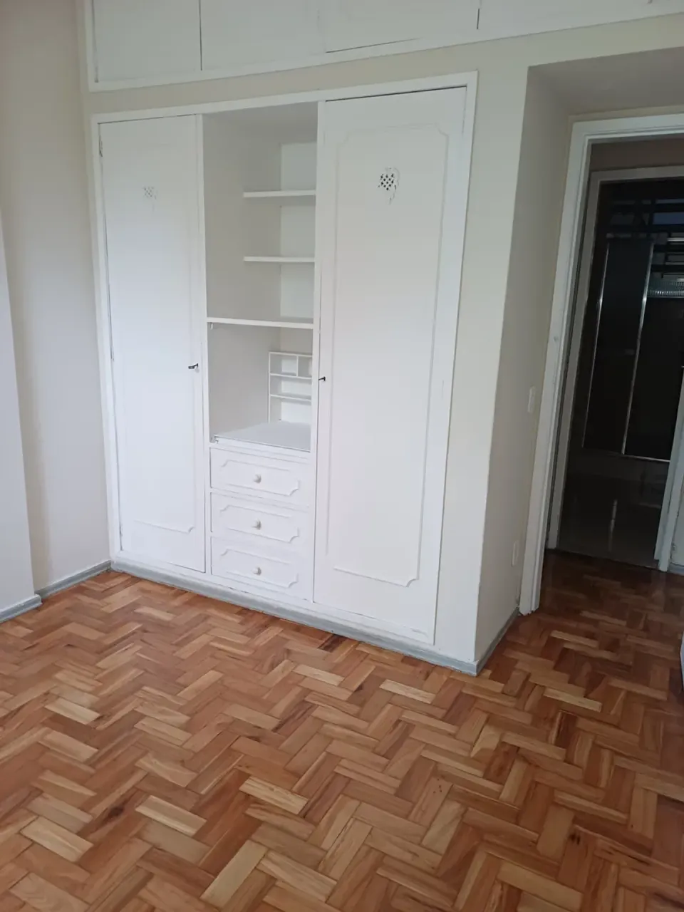 90 m² apartment with 3 bedrooms and 2 bathrooms — photo 15