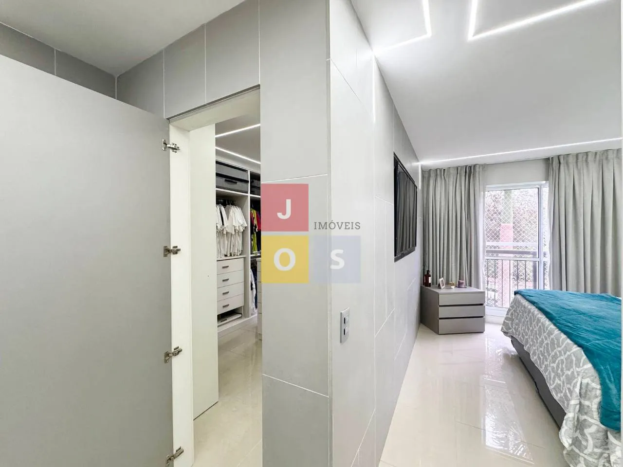 Apartamento mobiliado, 193 m², com janelas do piso ao teto — photo 97