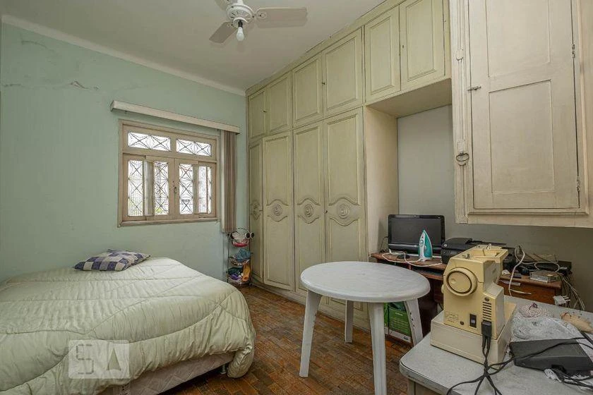Furnished house with 4 bedrooms and parking for 4 cars — photo 48