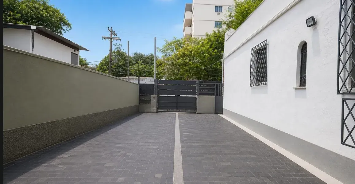 Casa, 650 m², com varanda gourmet — photo 9