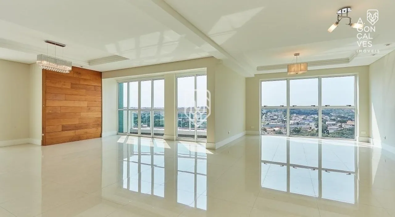 391 m² penthouse with 4 bedrooms and a closed kitchen