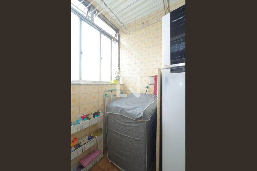 Apartamento de 3 dormitorios, 80 m² y balcón — photo 36