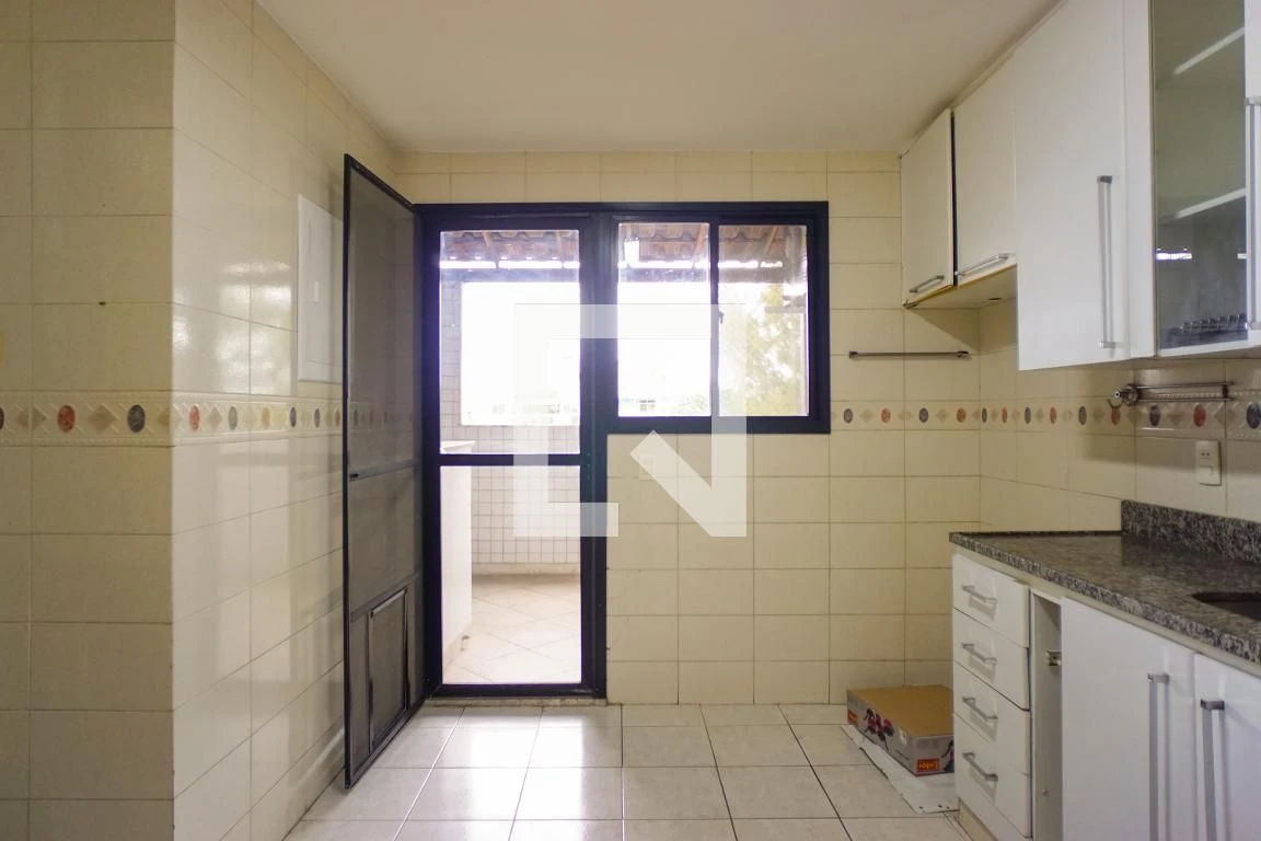 Apartment with 2 bedrooms and 3 bathrooms pets allowed — photo 7