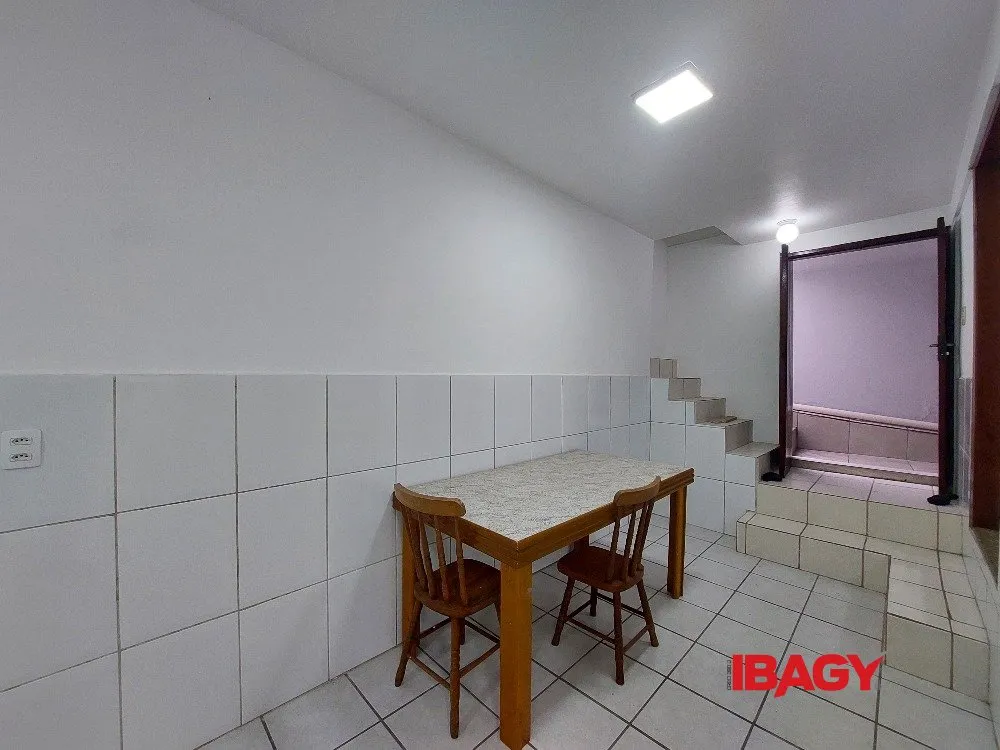 Unfurnished kitnet with laundry area and 1 bathroom, 47 m² — photo 6