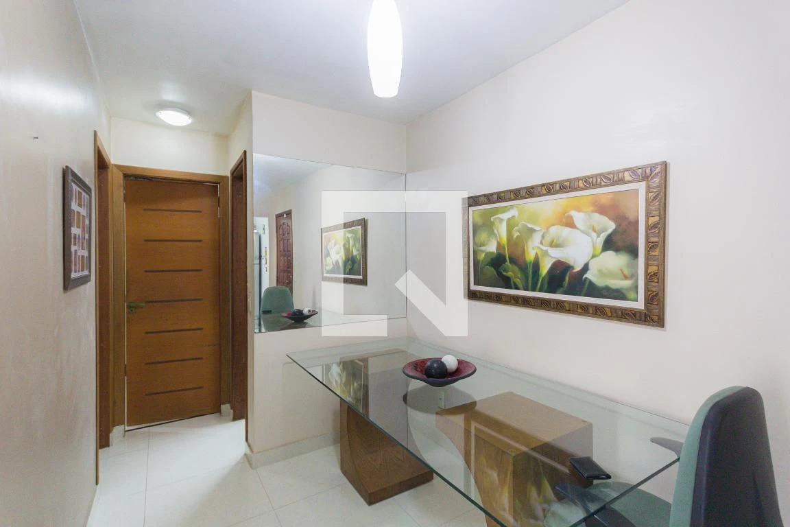 2-bedroom apartment with parking and balcony — photo 12