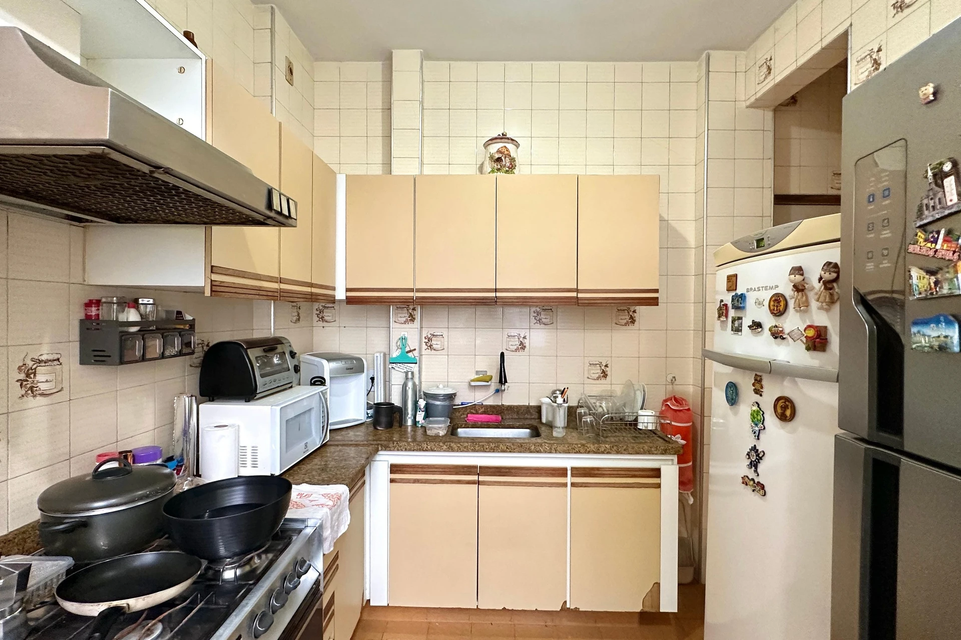 Furnished apartment with 3 bedrooms and 2 bathrooms — photo 4