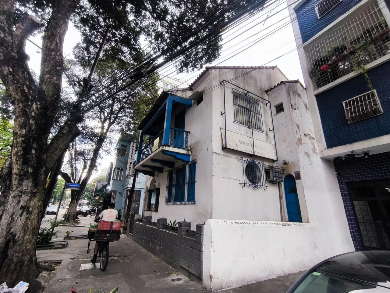 House with 3 bedrooms and 3 bathrooms, no parking space — photo 14
