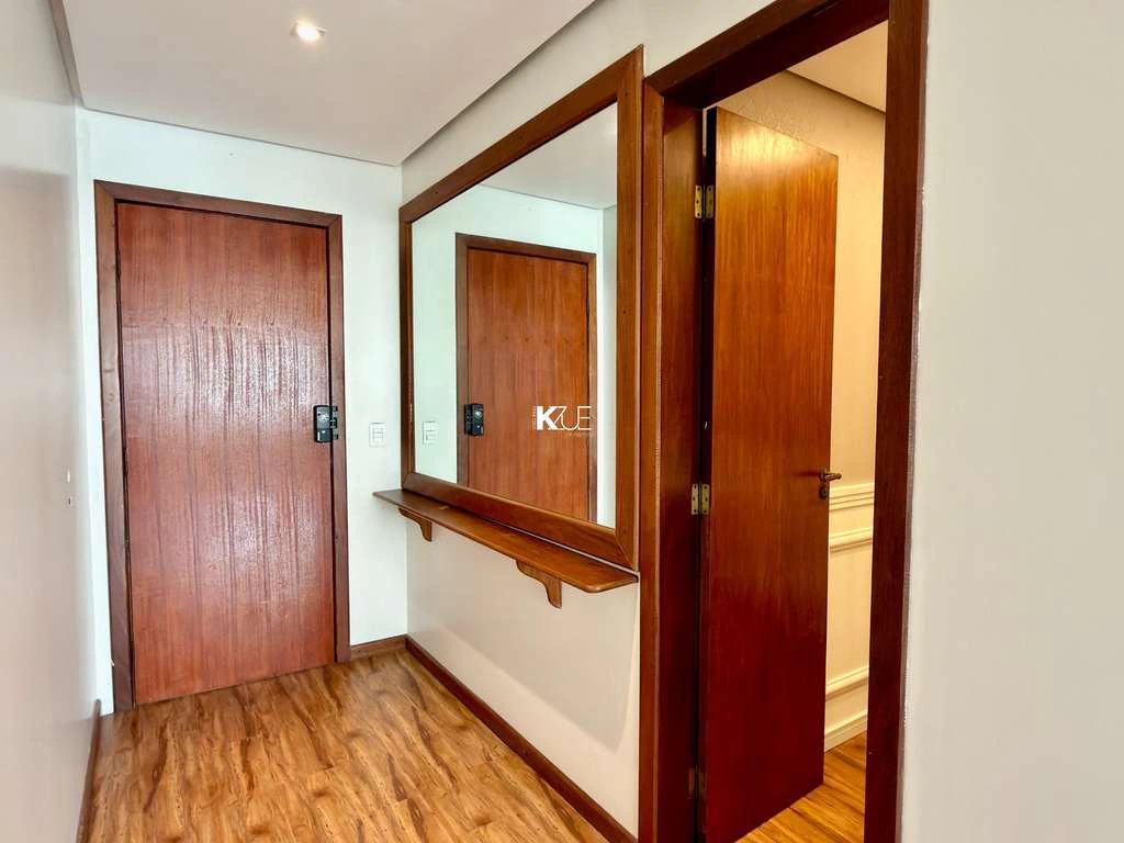 Apartamento com 4 quartos, 4 banheiros e 190 m² — photo 5
