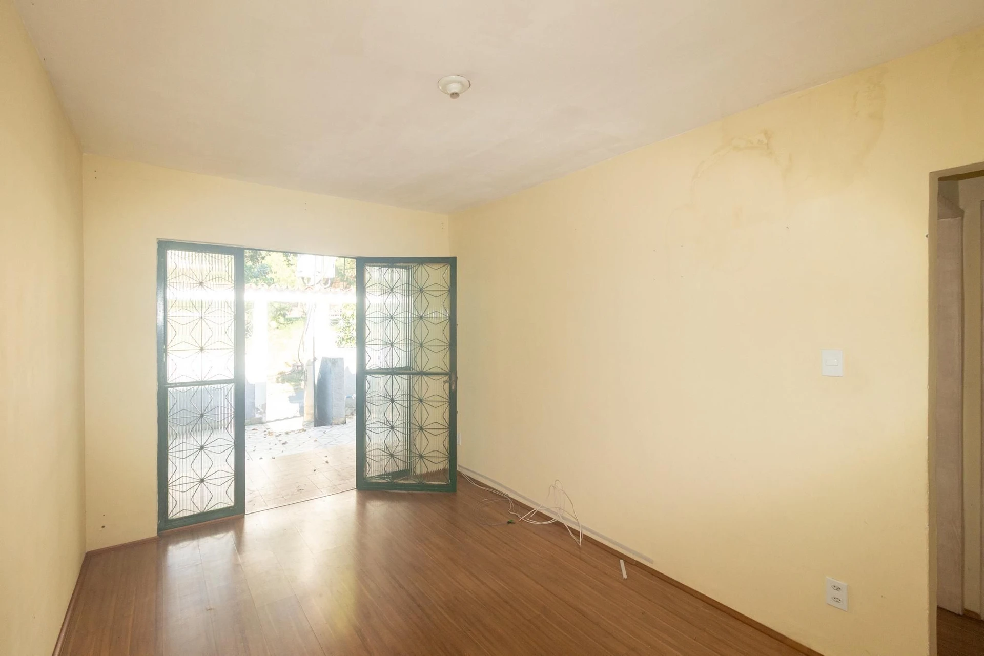 2-bedroom house with a garden — photo 17