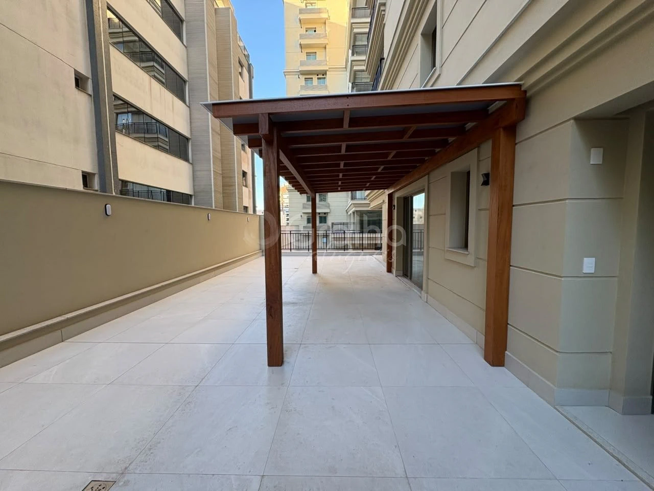 Apartment, 154 m², with a private BBQ — photo 11