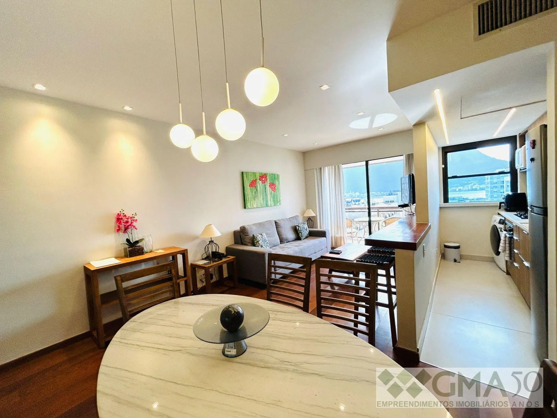 Furnished 87 m² apartment with open-plan kitchen and suite — photo 11