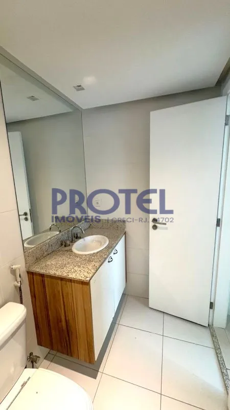 Unfurnished penthouse with 4 bedrooms and 5 bathrooms — photo 18