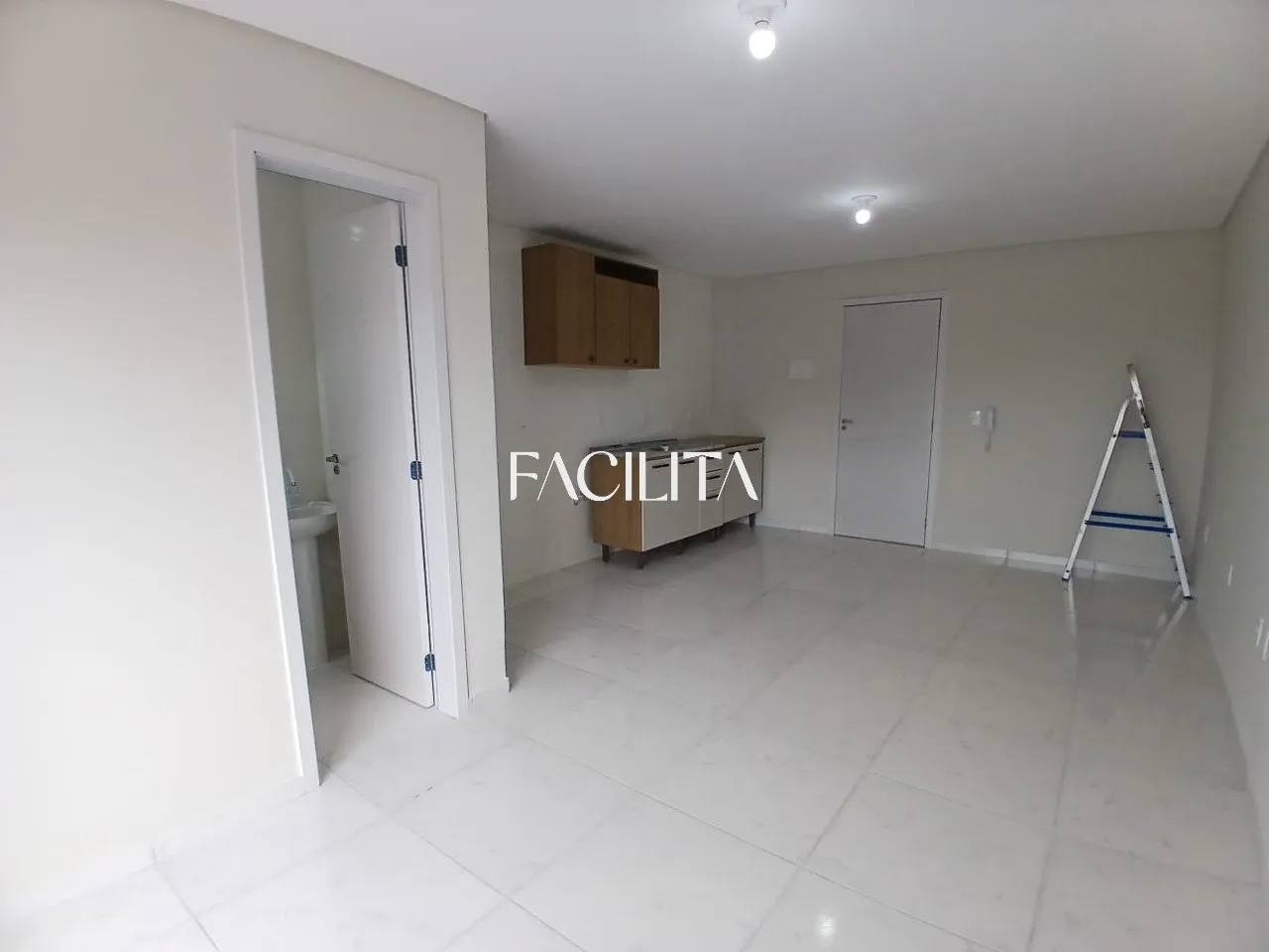 30 m² studio with a balcony and 1 parking space — photo 2