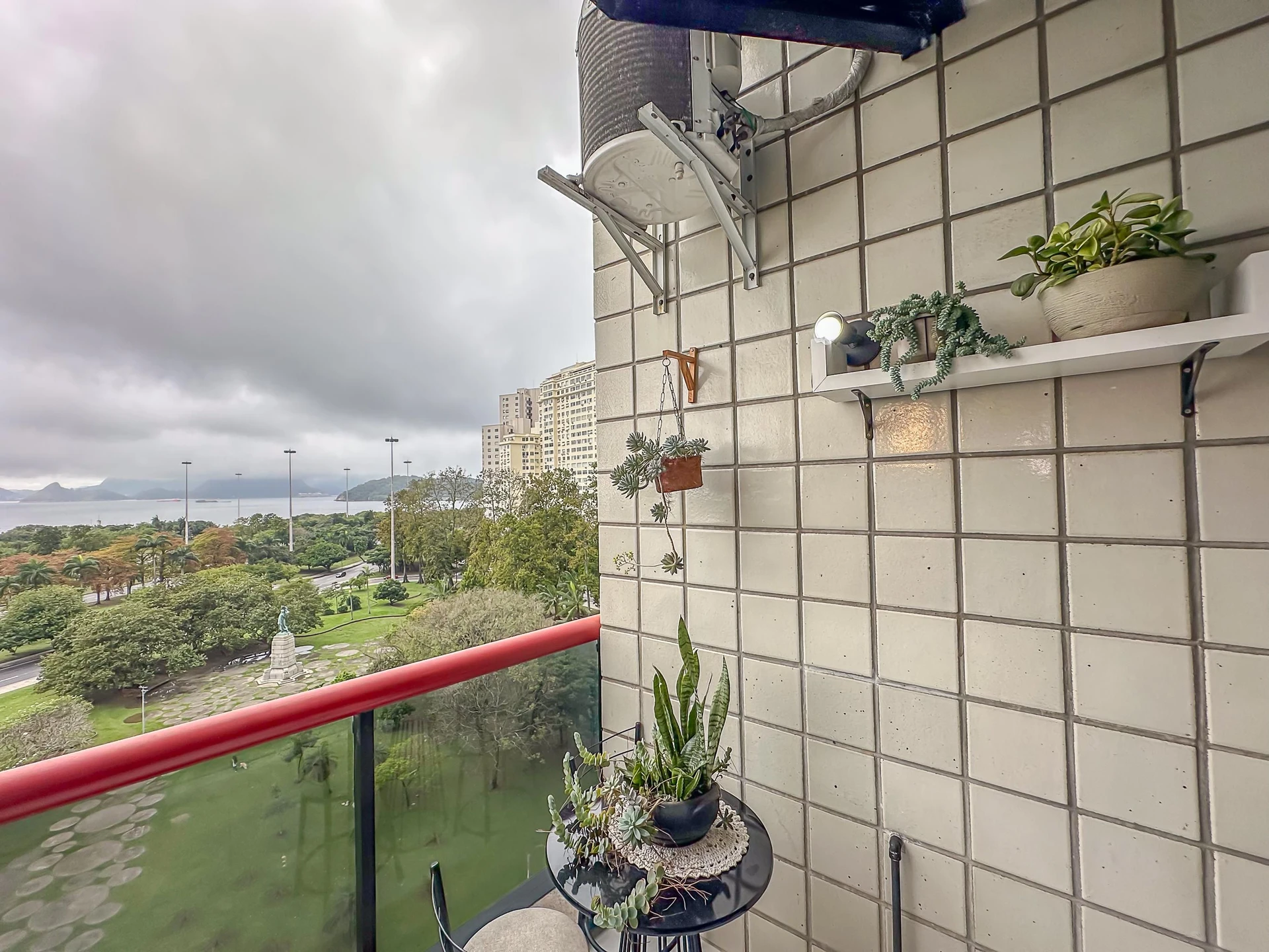Furnished 2-bedroom apartment with 2 bathrooms — photo 39