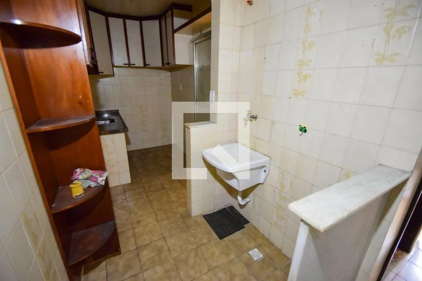 Apartment, 69 m², with wood or laminate floors — photo 6