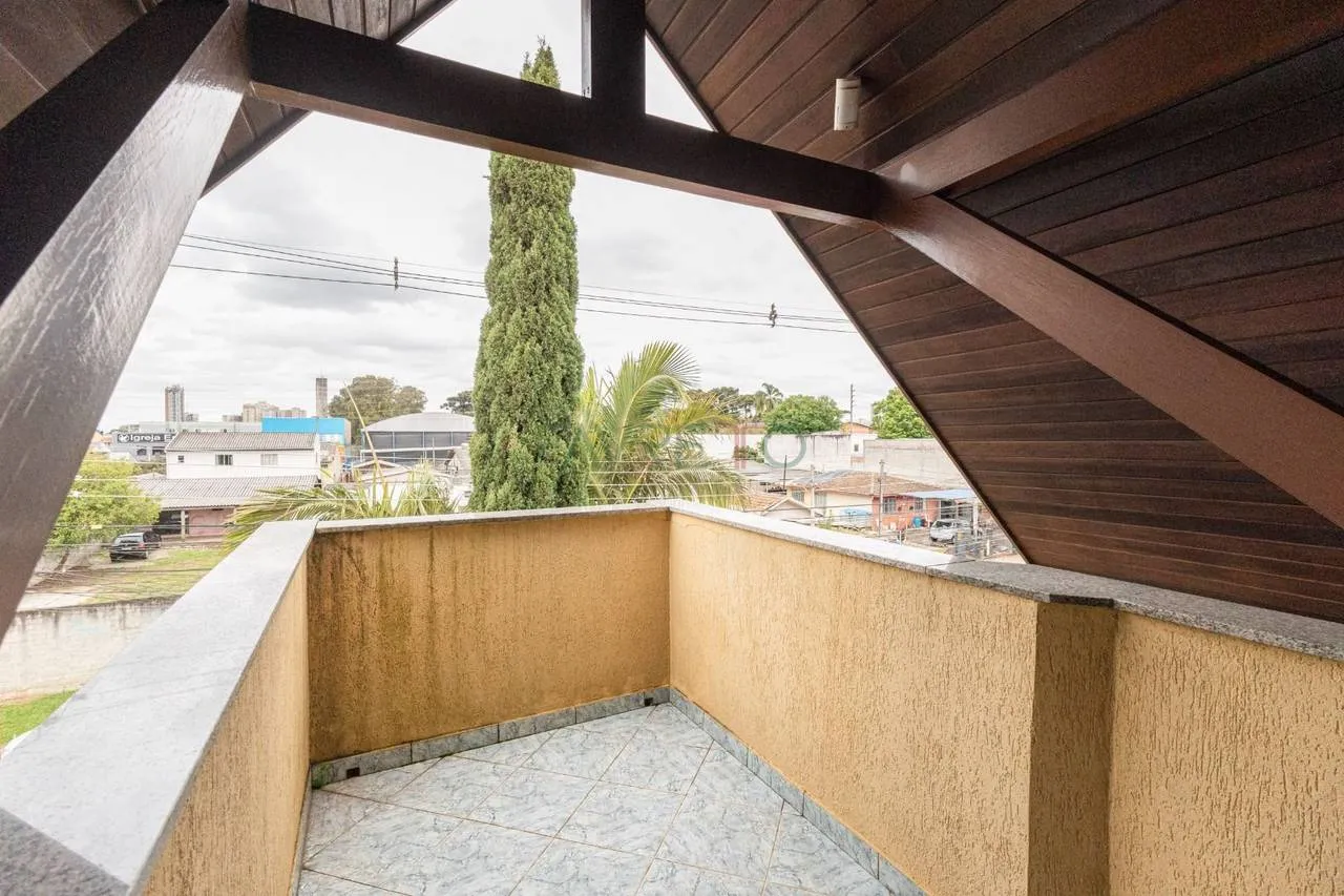 480 m² house with a bathtub and a garden — photo 39