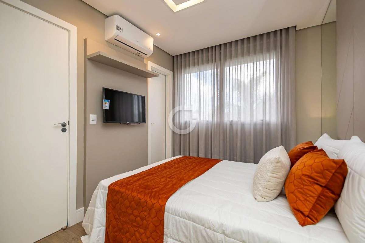 Furnished apartment with 1 en-suite bedroom — photo 10