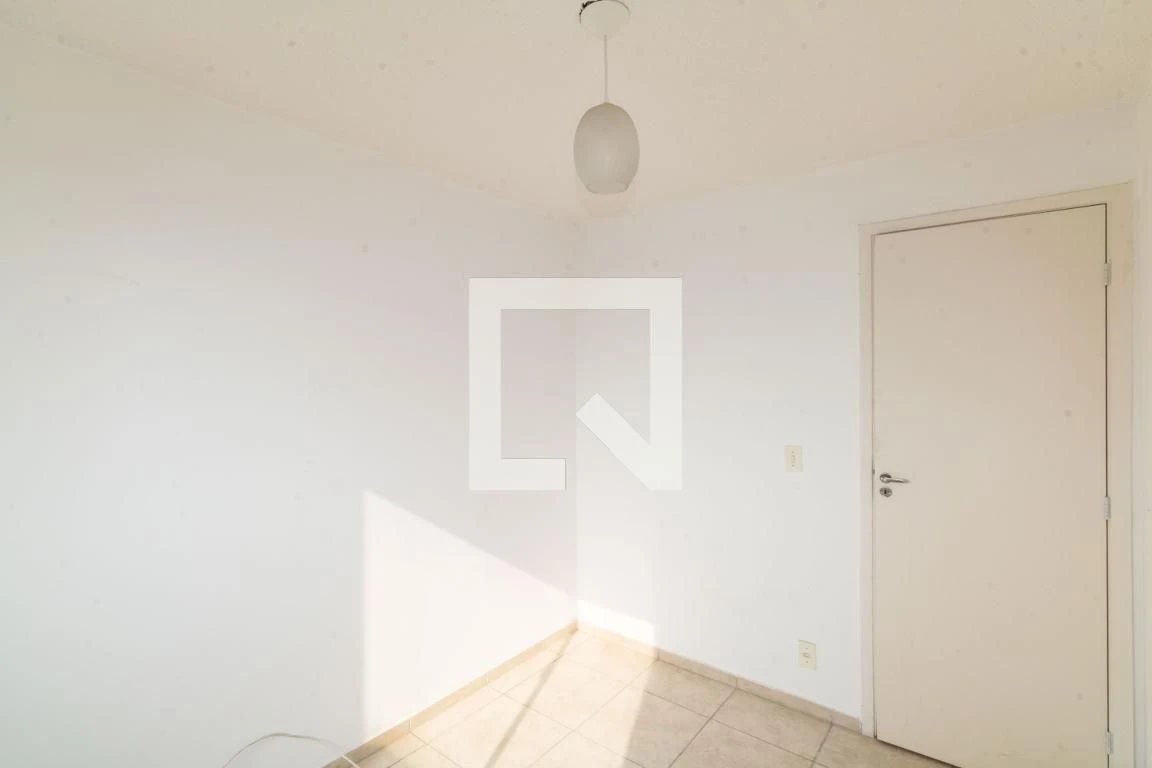 2-bedroom apartment with an open-plan kitchen — photo 16