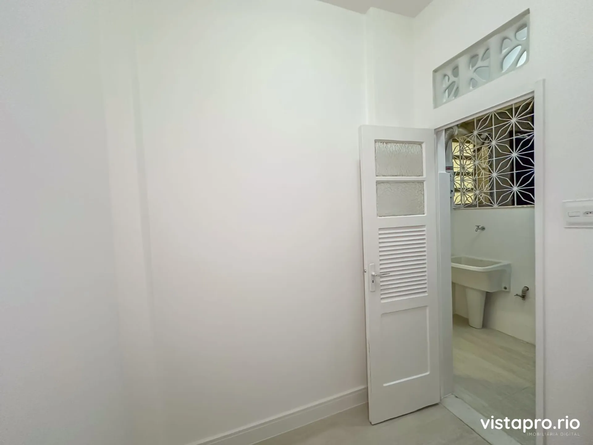 2-bedroom apartment, 65 m² — photo 27