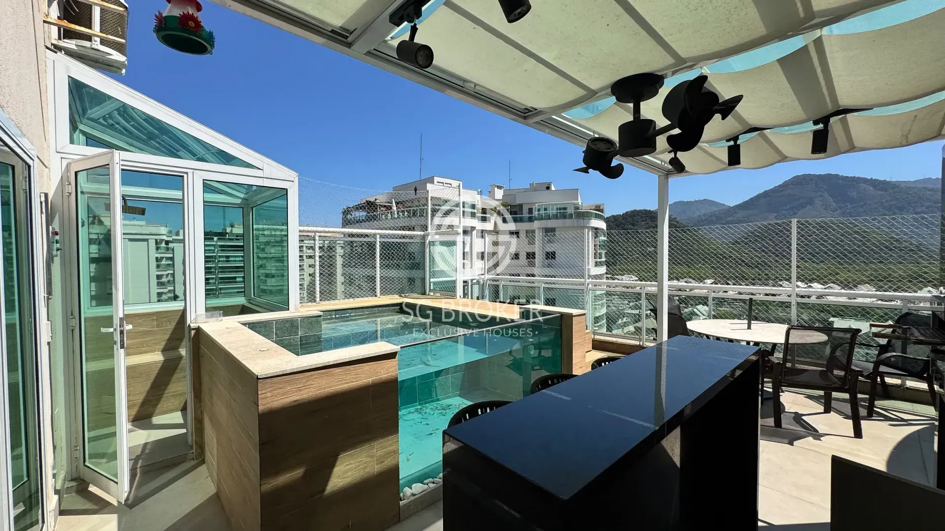 Apartment, 124 m², with a grill on the balcony — photo 22