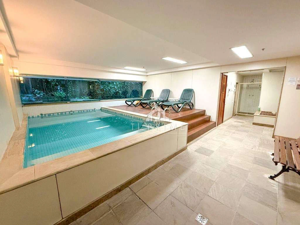Furnished 1-bedroom apartment with balcony and 55 m² — photo 11