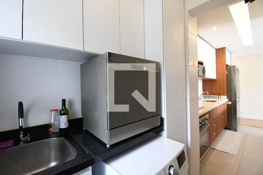 3-bedroom apartment with a home office — photo 22