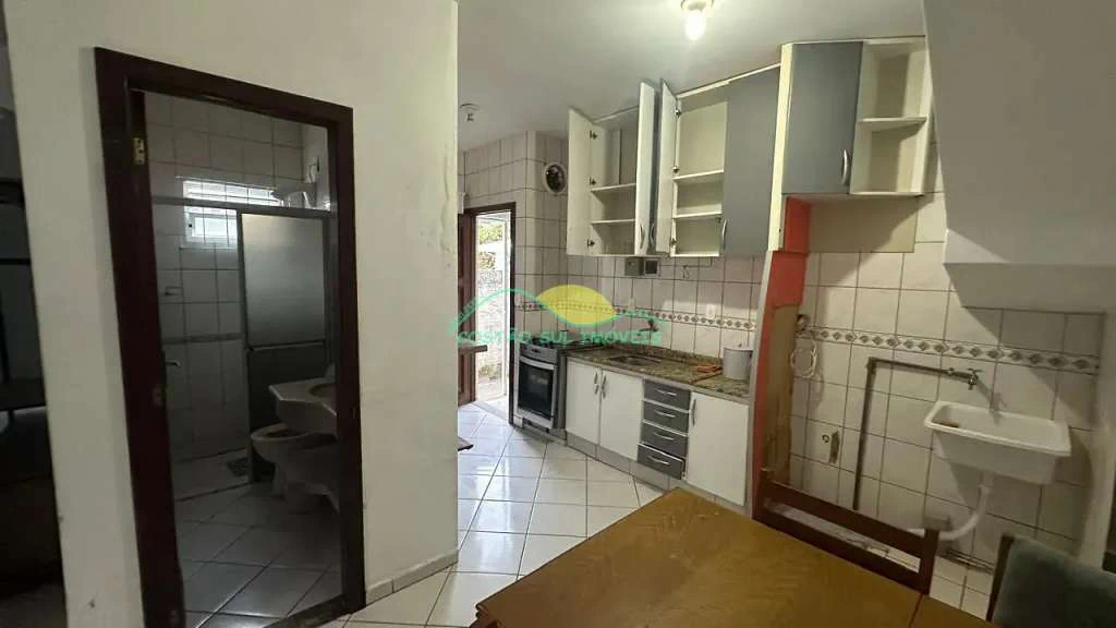 Furnished 30 m² studio with open-plan gas kitchen — photo 2