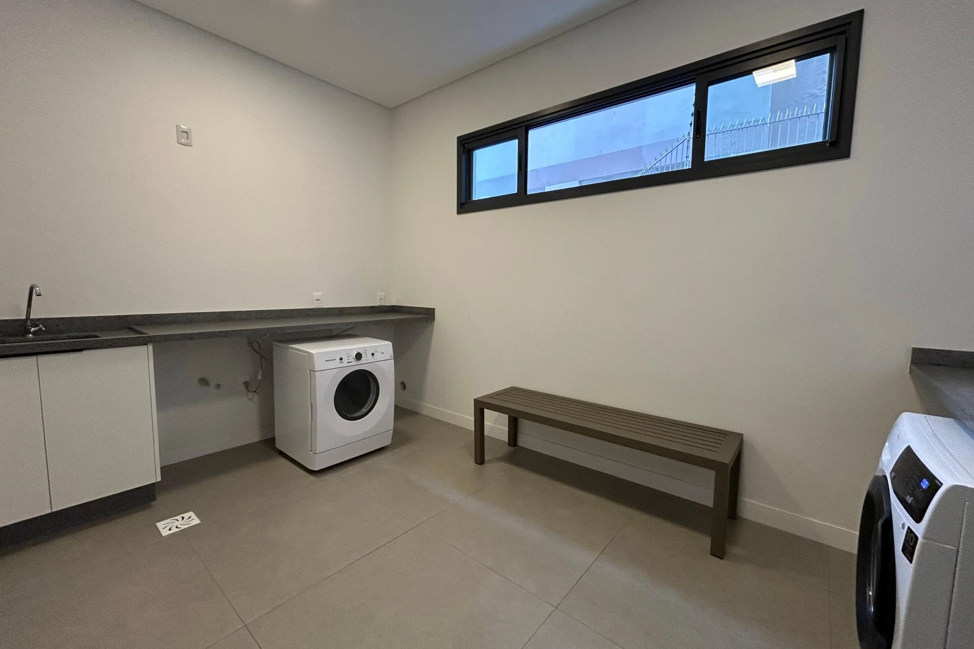 Studio, 35 m², with a washing machine — photo 15