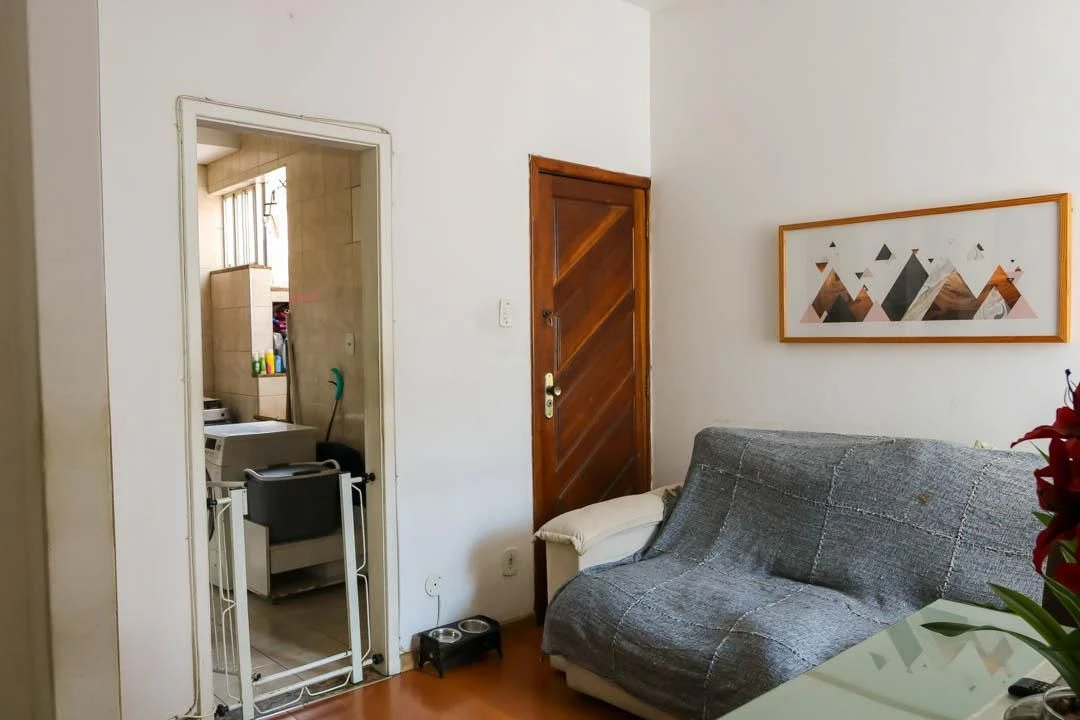 Home office in a 2-bedroom apartment, 61 m² — photo 25