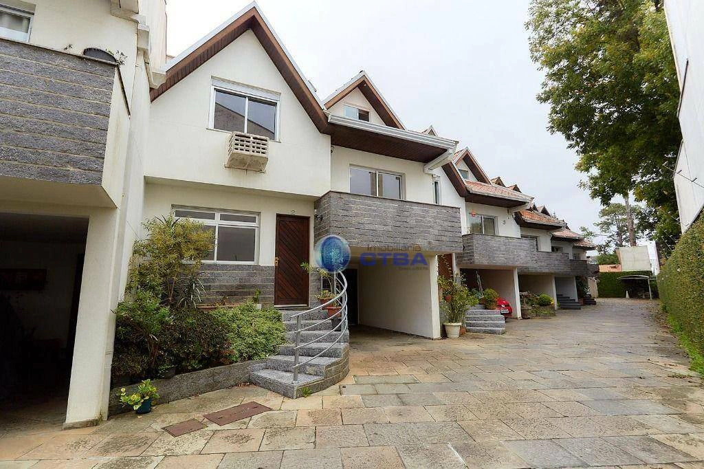 House, 164 m², with wood or laminate floors