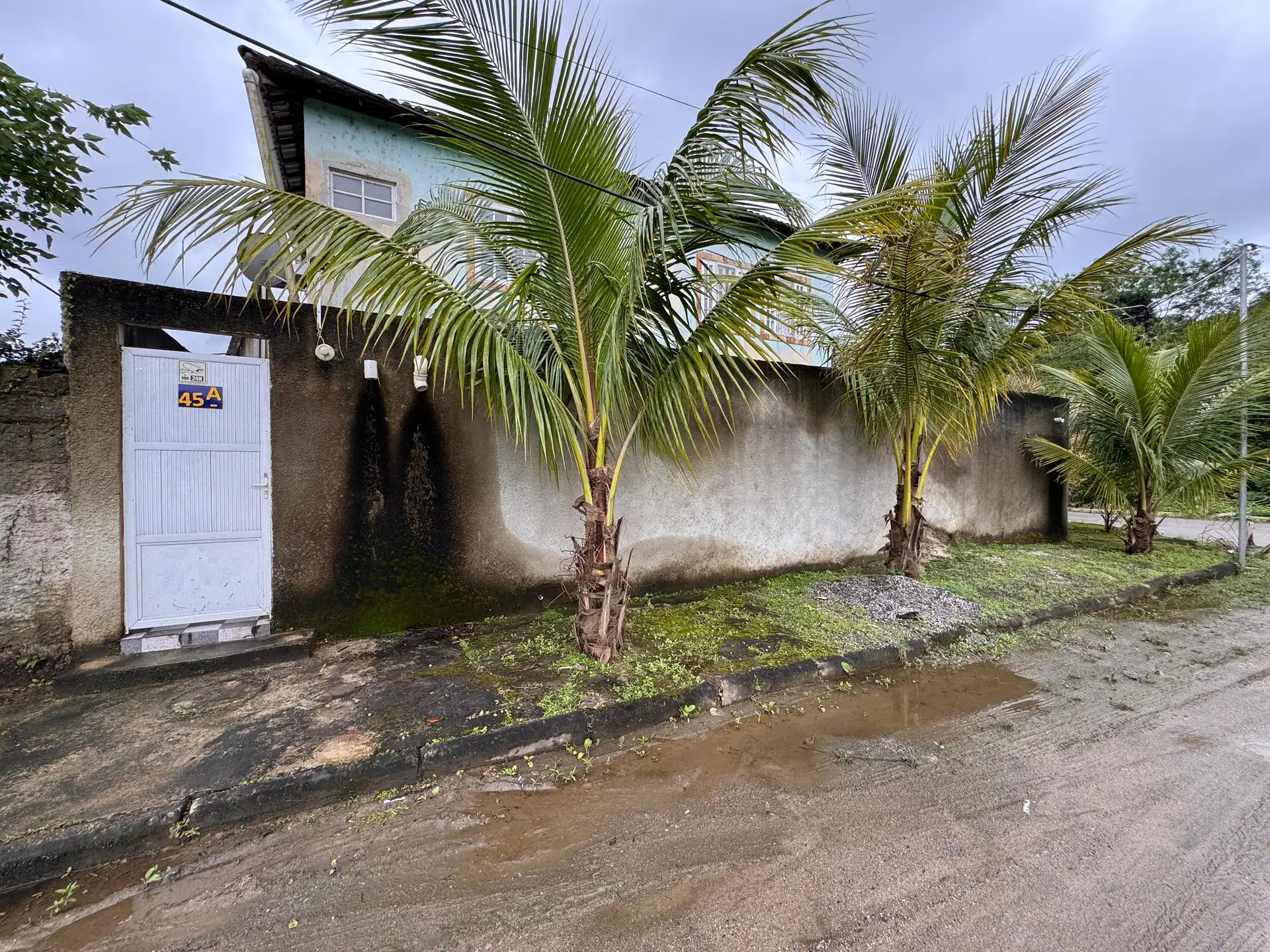 2-bedroom house with 1 bathroom no parking — photo 22