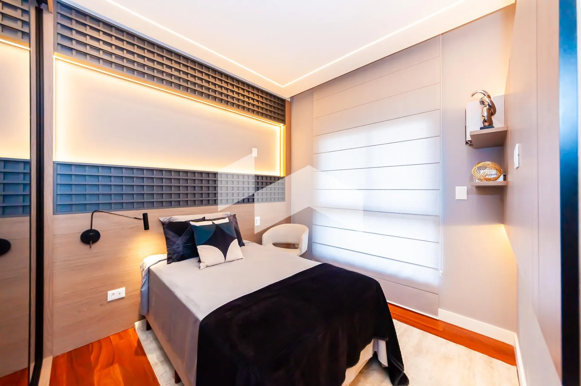 152 m² apartment with 3 en-suite bedrooms and parking — photo 26