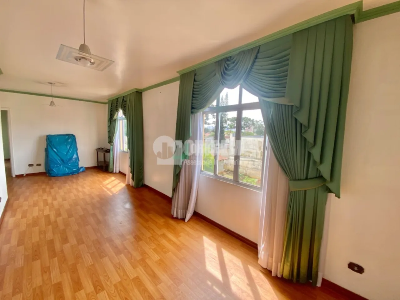 Квартира з 3 спальнями та 2 місцями, 123 м² — photo 3