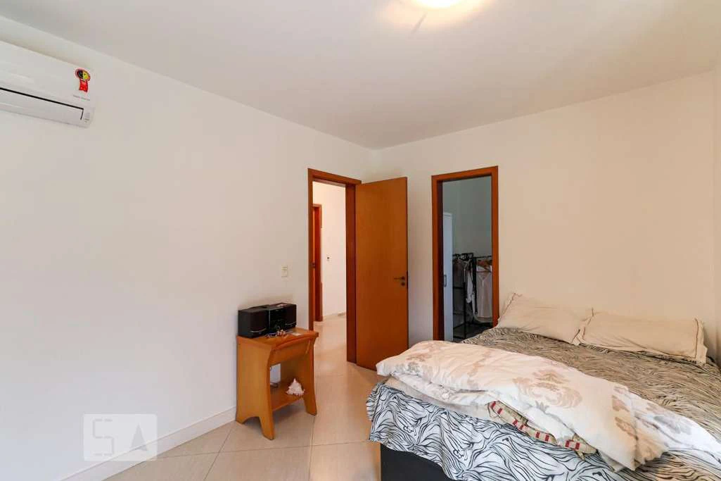 Casa mobiliada de 250 m² com 4 quartos e churrasqueira na varanda — photo 13
