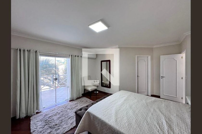 Furnished 6-bedroom house with 387 m² and 4 en-suites — photo 8
