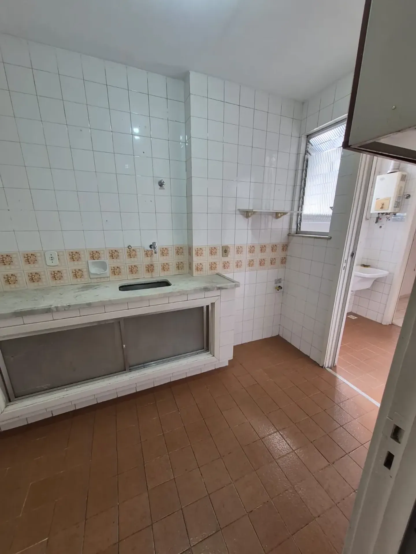 Apartment with 2 bedrooms and a balcony plus 1 parking spot — photo 29